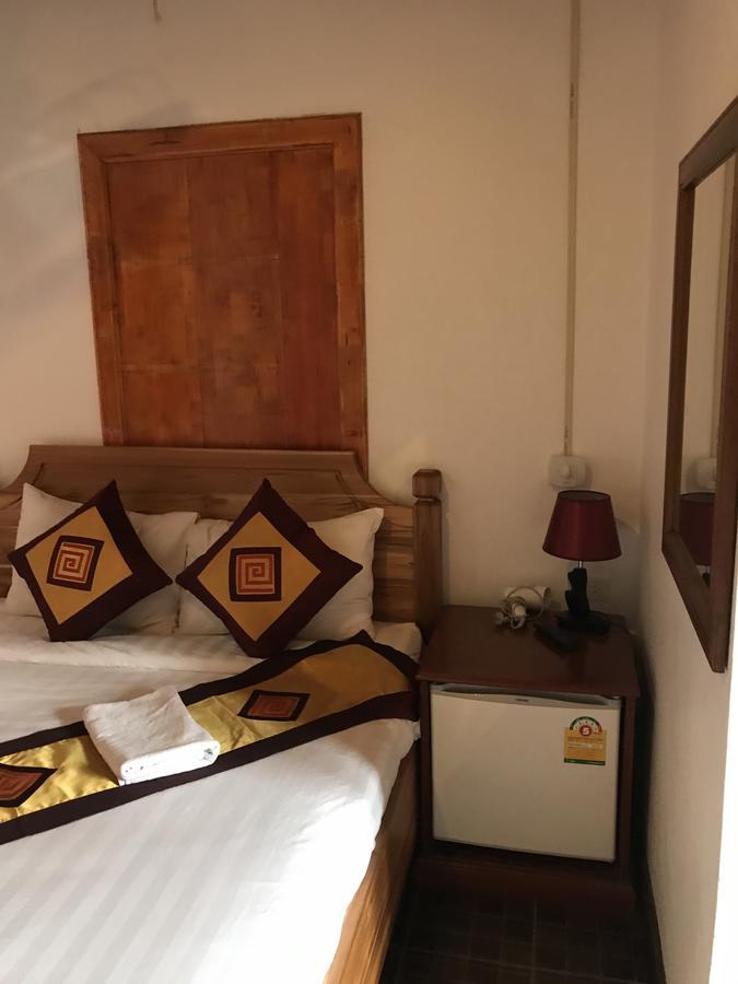 Central Backpacker Hostel Luang Prabang Exterior photo